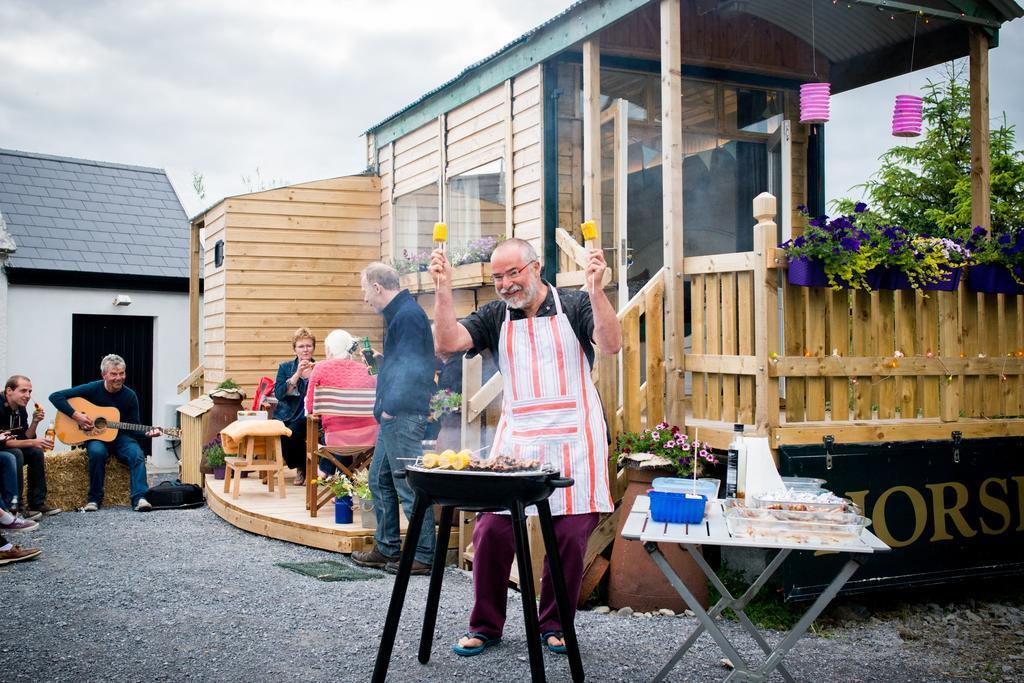 Burren Glamping Villa Kilfenora Buitenkant foto