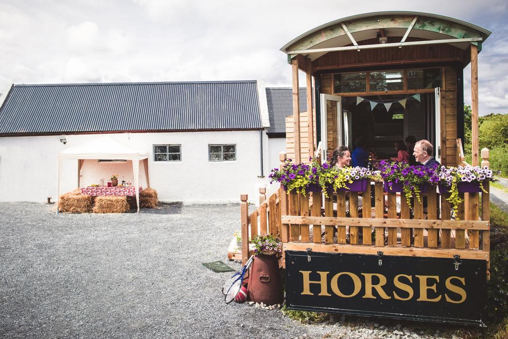 Burren Glamping Villa Kilfenora Buitenkant foto